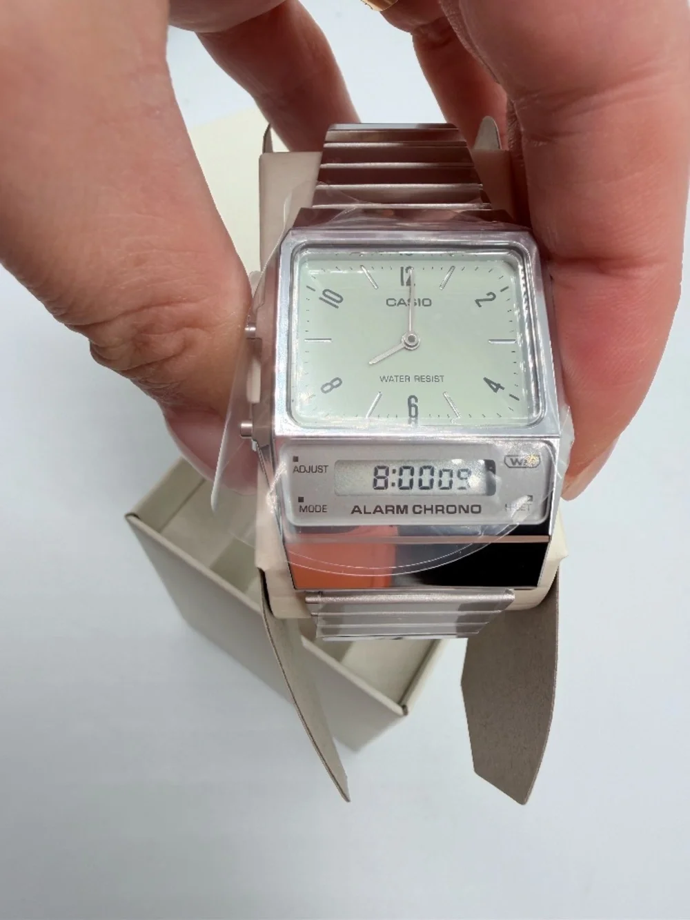 Casio AQ800DE-3AVT Retro Silver Watch Unisex